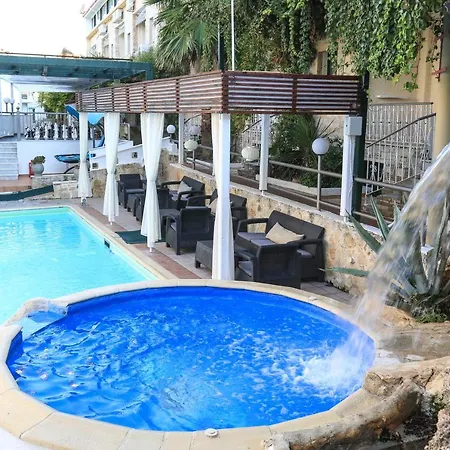 Philoxenia Boutique & Aparthotel *